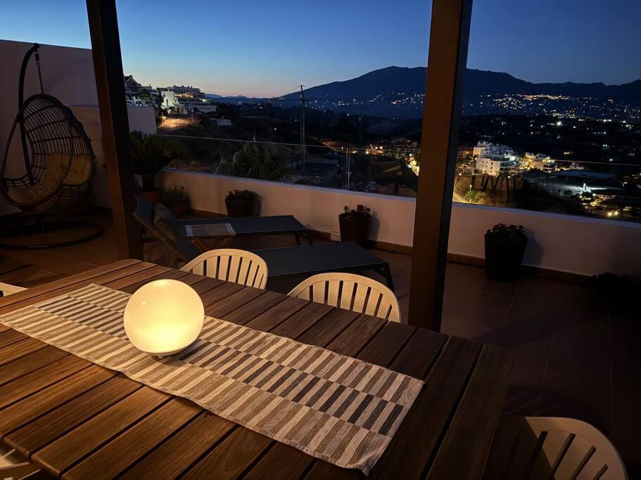 Casa Cerro Azul In La Cala Hills Club Sitio de Calahonda Exterior foto