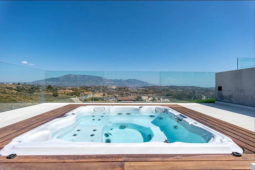 Casa Cerro Azul In La Cala Hills Club Sitio de Calahonda Exterior foto